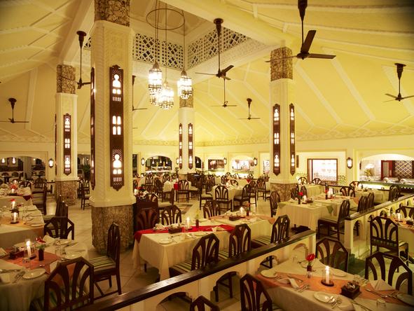 Sarova Whitesands Beach Resort and Spa - Restaurant 